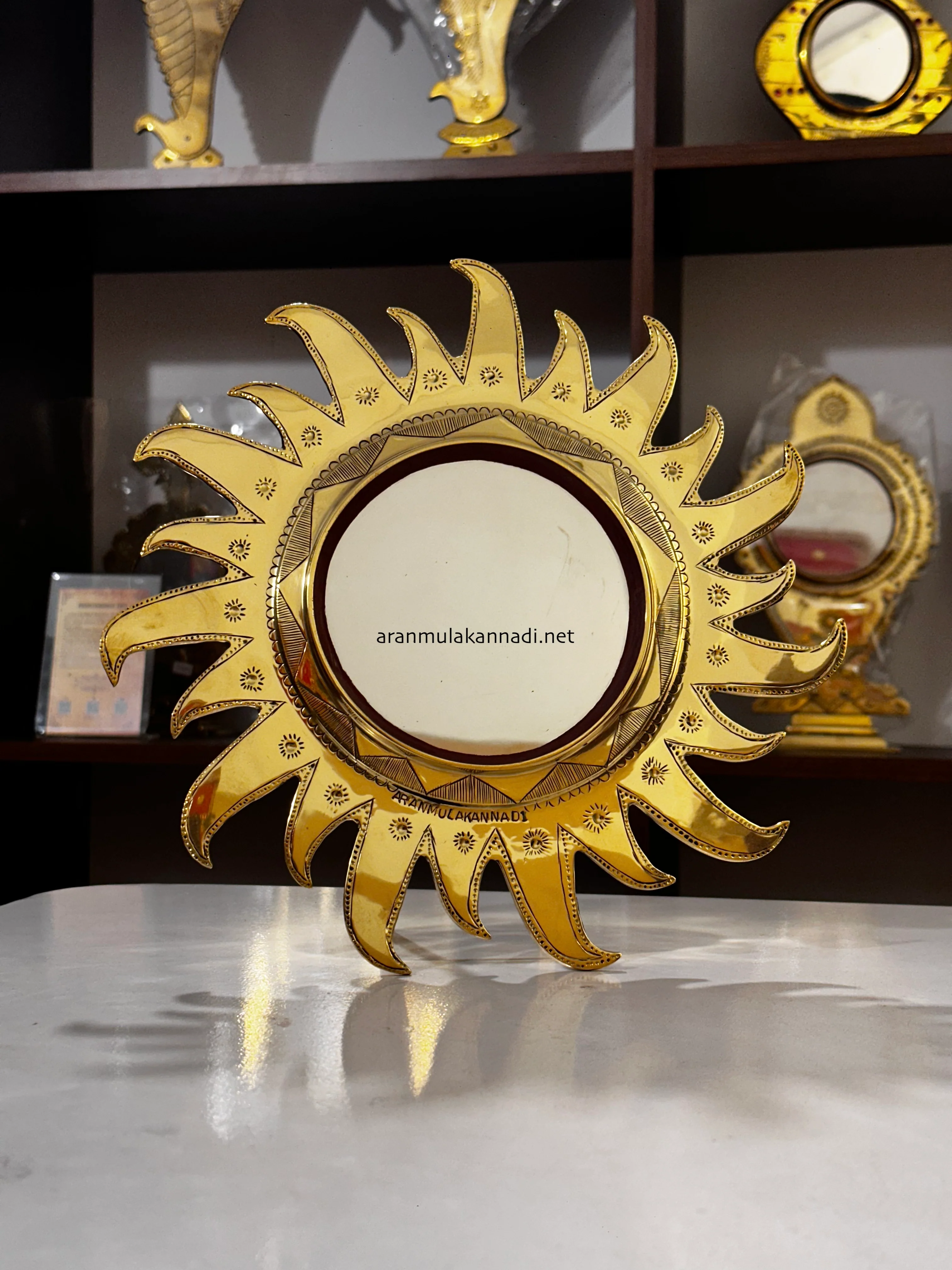 Aranmula Kannadi AM42605WR - Image 3