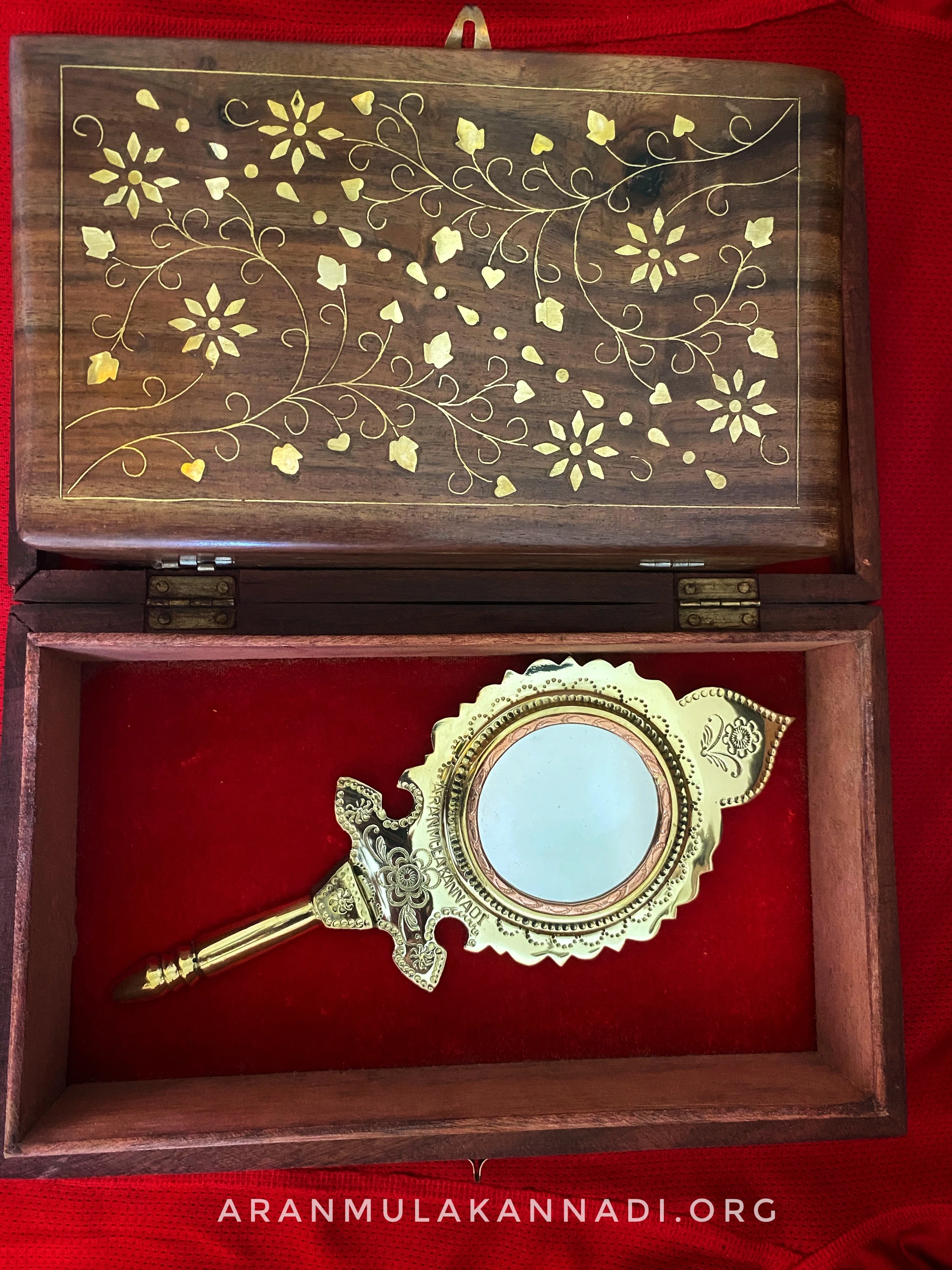 Aranmula Kannadi Gift Combo GC1211 - Image 3