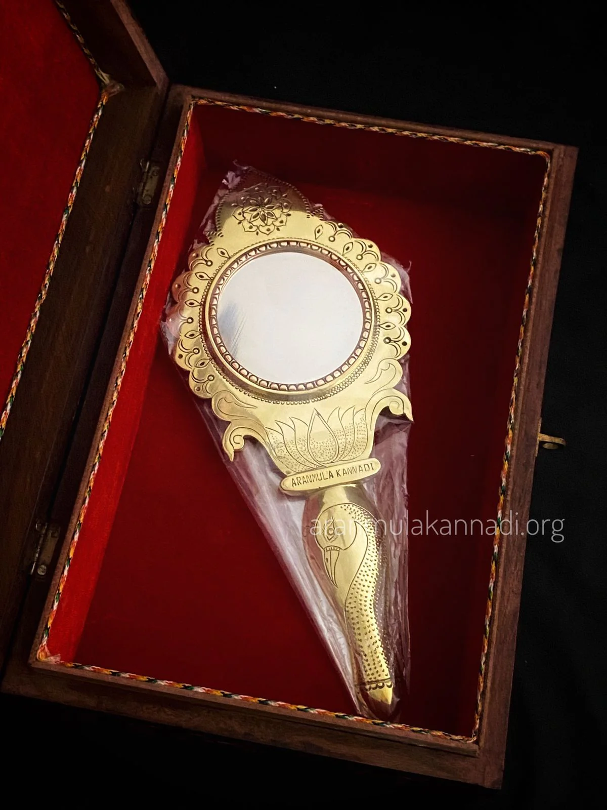 Aranmula Kannadi Gift Combo GC1906 - Image 2